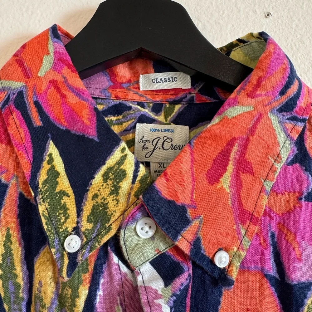 J.crew Classic Short-sleeve 100% linen shirt in tropical print Hawaii beach